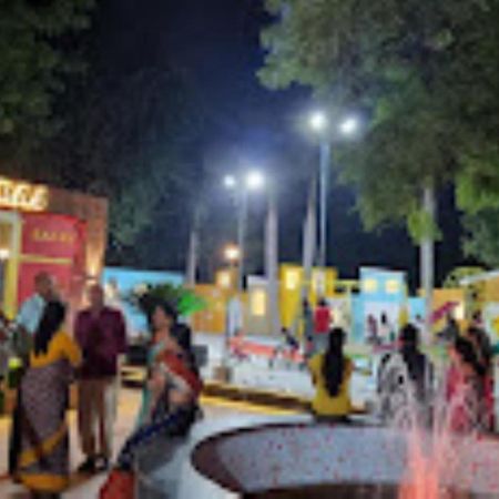 Hotel Pritam Palace , Dhule ภายนอก รูปภาพ